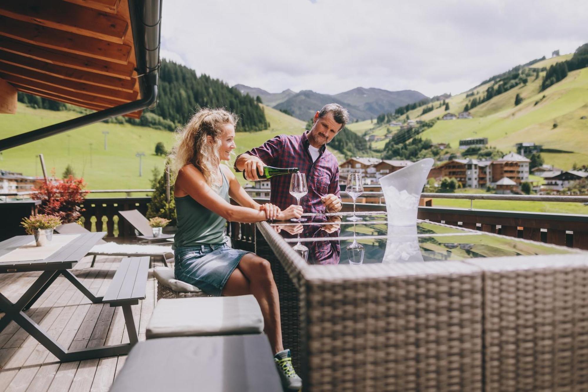 Thomsn-alpine Rock Aparthotel 3*